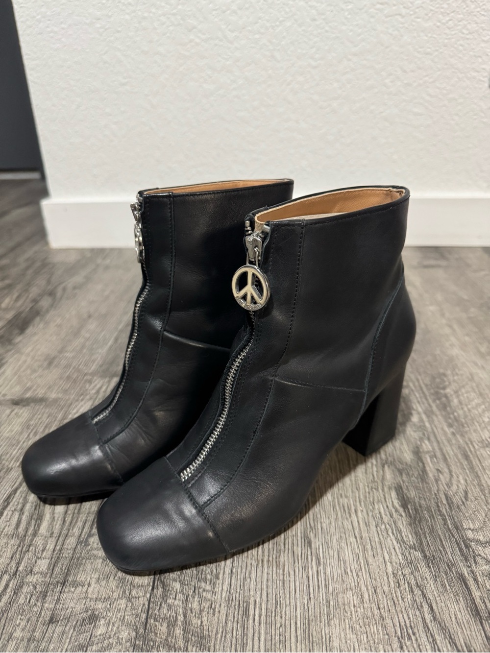 Love Moschino Black Leather Zip Ankle Boots